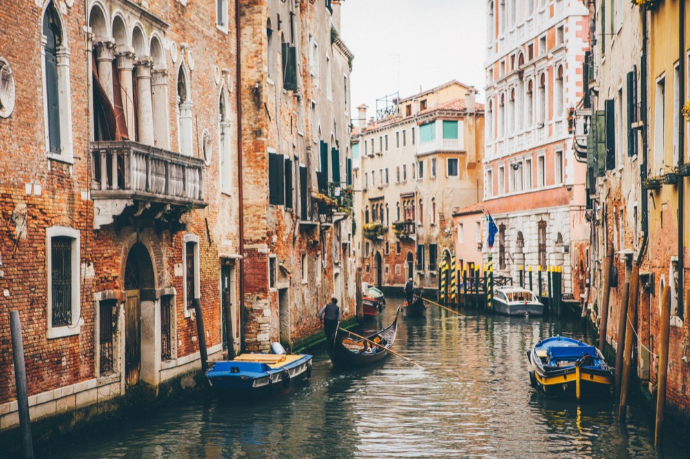 Gengo’s human Italian translators Professional Italian translator for reaching the European market